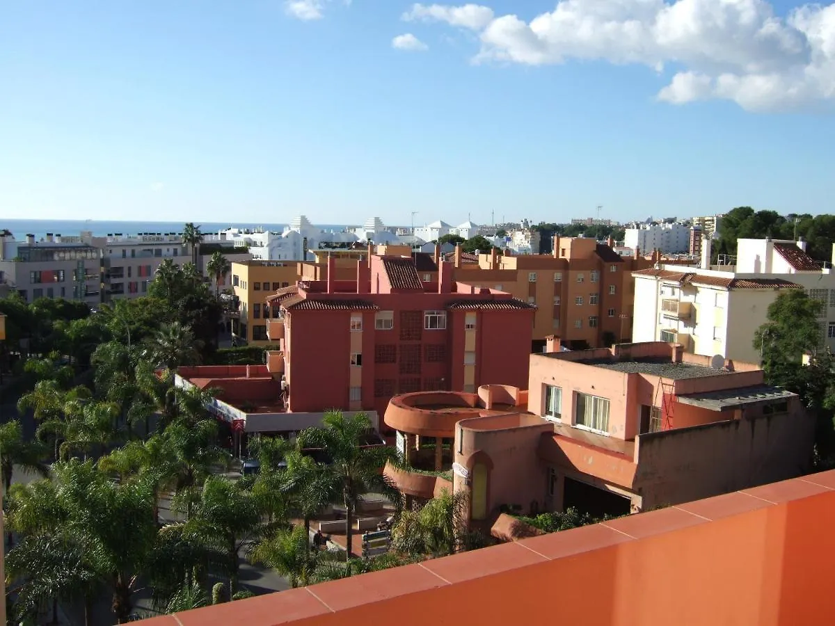 Hostal La Palmera Τορρεμολίνος