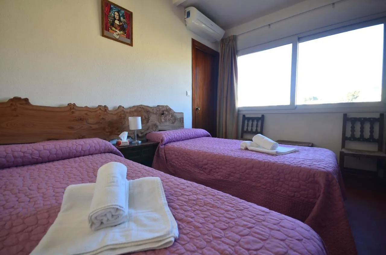 Hostal La Palmera Τορρεμολίνος
