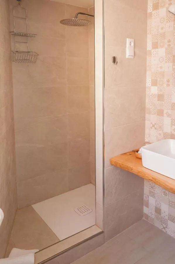 Hostal La Palmera Τορρεμολίνος