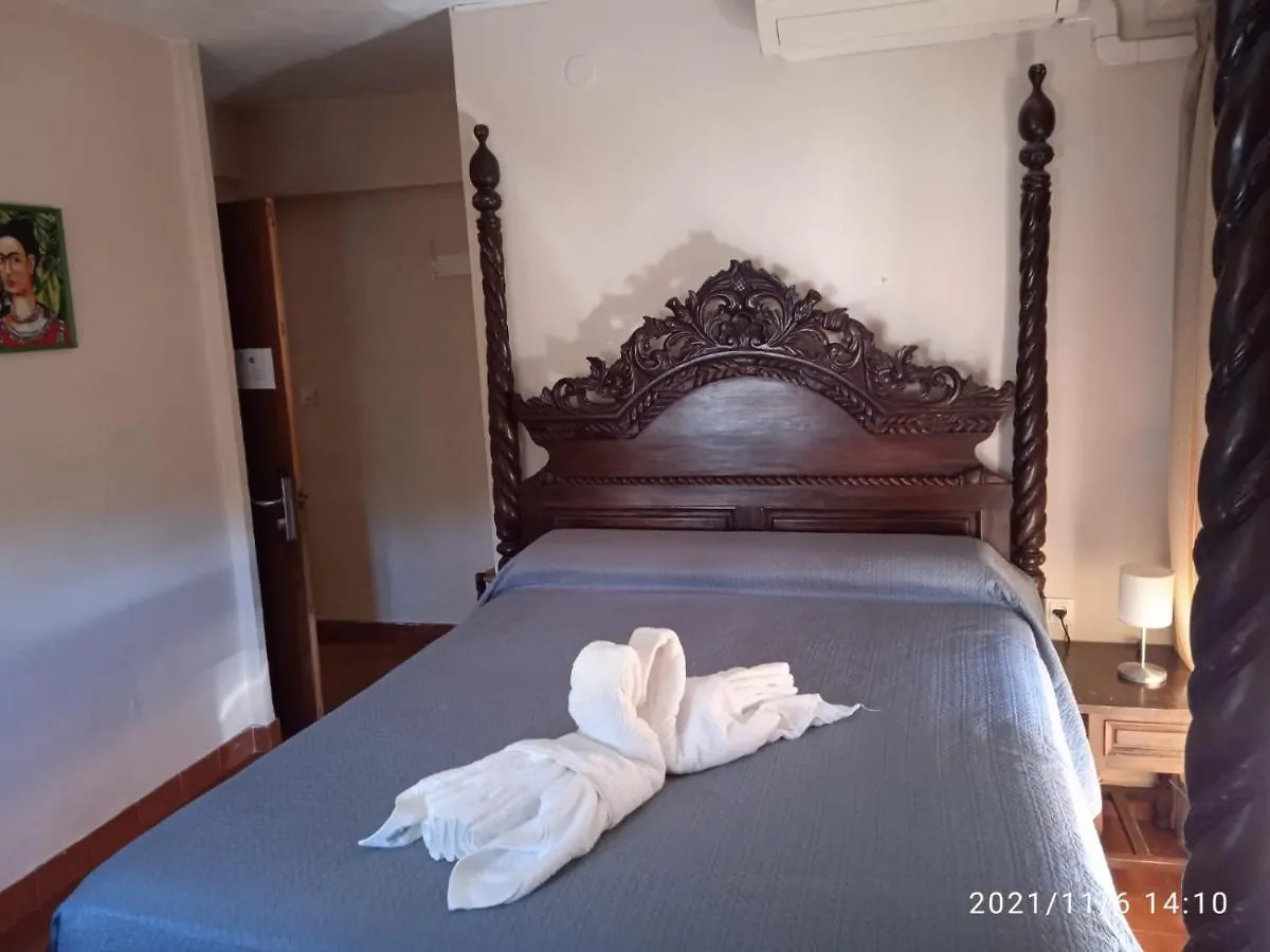 Hostal La Palmera Torremolinos Pensjonat