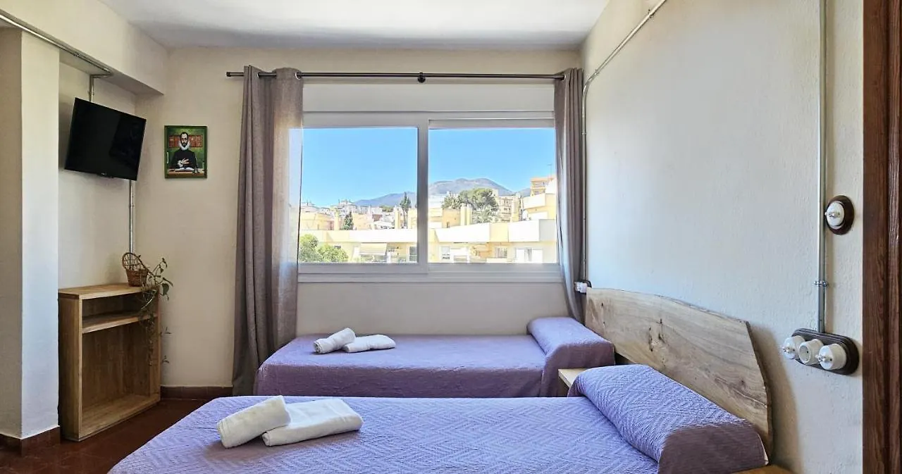Hostal La Palmera Τορρεμολίνος
