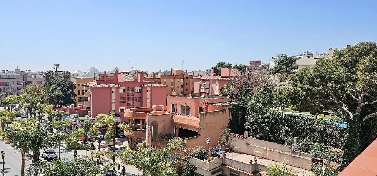 Hostal La Palmera Τορρεμολίνος