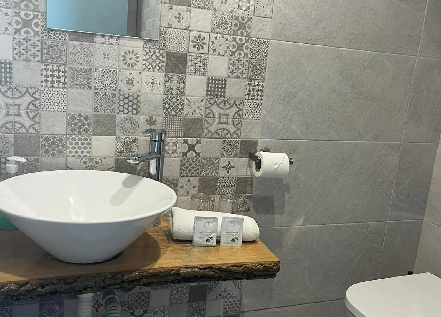Hostal La Palmera Τορρεμολίνος