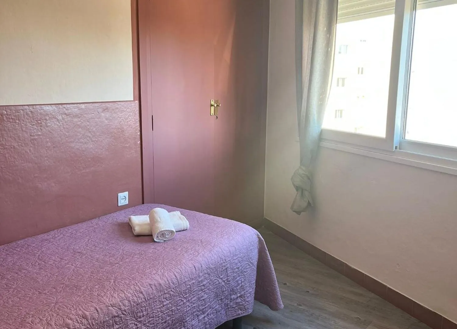 Hostal La Palmera Torremolinos Pensjonat